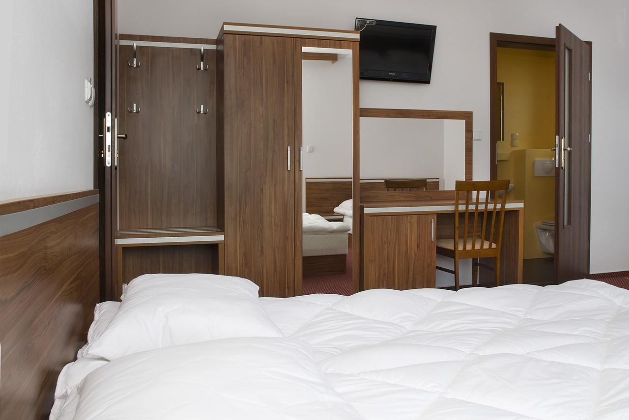 Adamar Jastrzebia Gora Bed & Breakfast Ngoại thất bức ảnh