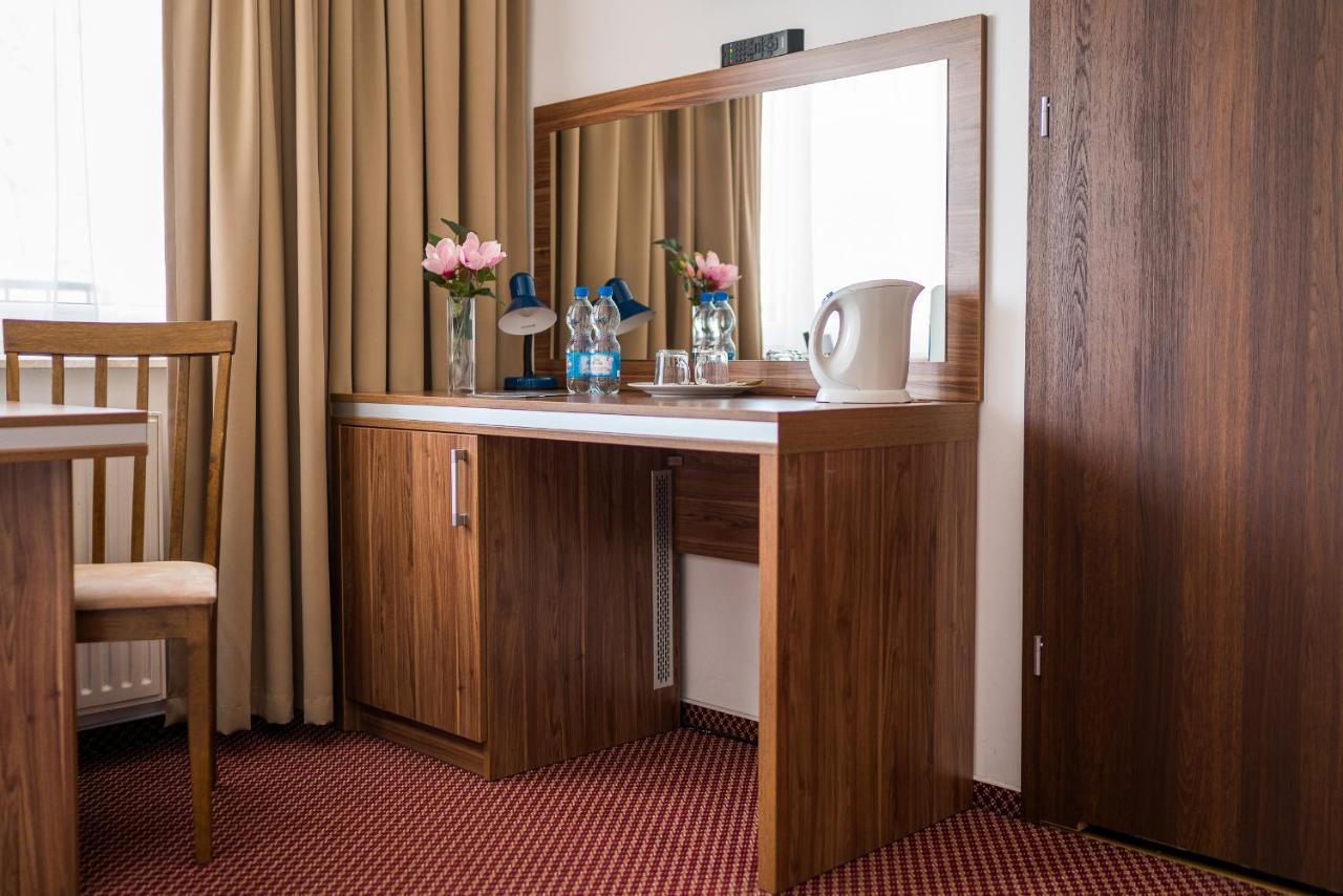 Adamar Jastrzebia Gora Bed & Breakfast Ngoại thất bức ảnh