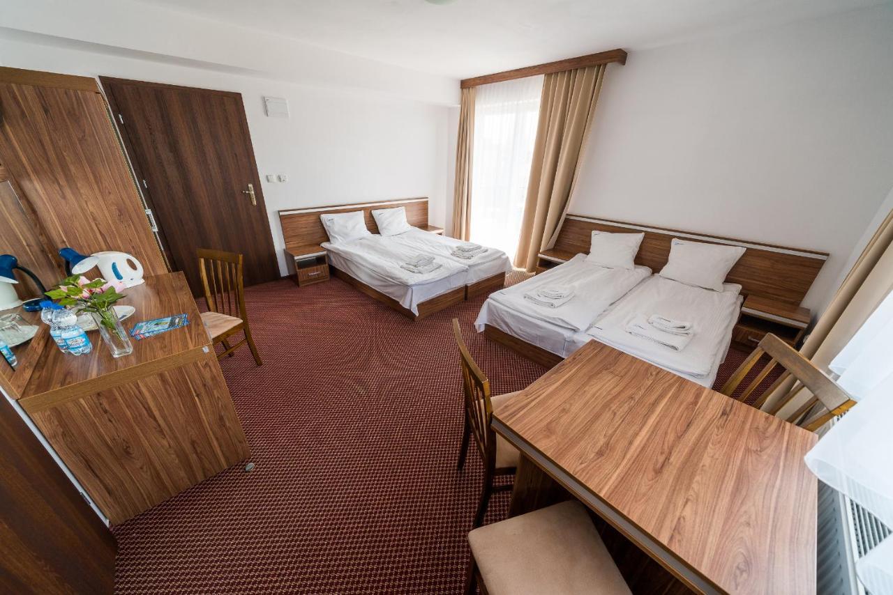 Adamar Jastrzebia Gora Bed & Breakfast Ngoại thất bức ảnh